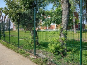 3D заборы для школы 90 метров фото в Запрудне